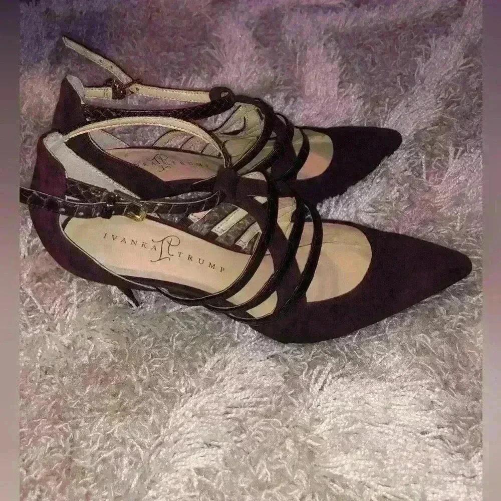 IVANKA TRUMP purple suede pumps size 8M - Picture 3 of 11